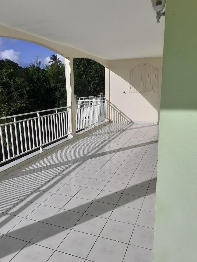 Colibri Des Iles Apartment แซนต์-อาน ภายนอก รูปภาพ